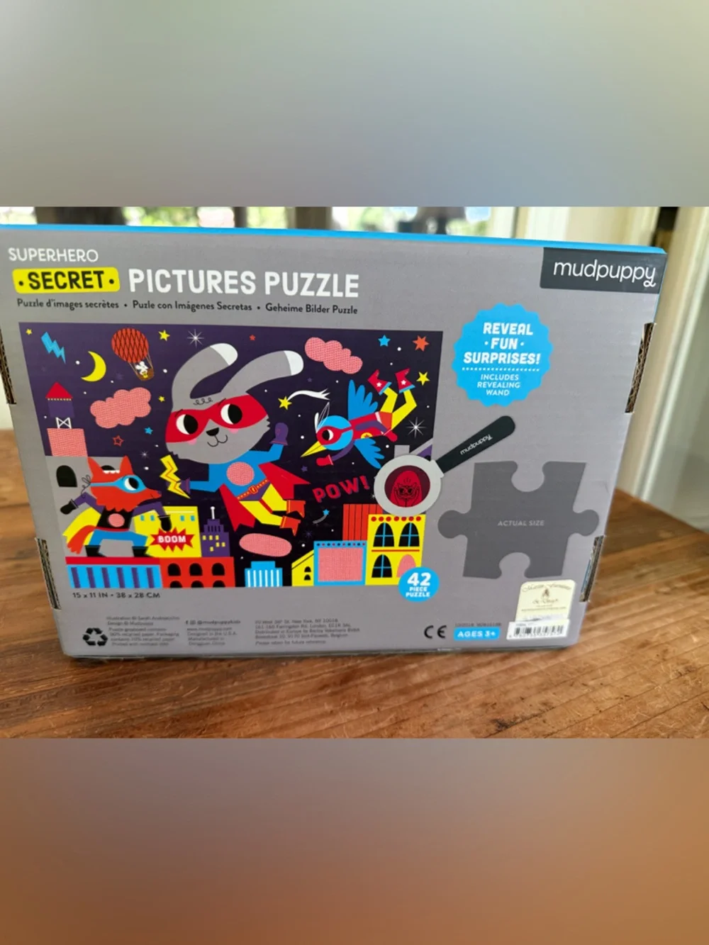 Mudpuppy NWT Kids Secret Pictures Puzzle - Superhero! Never been opened!